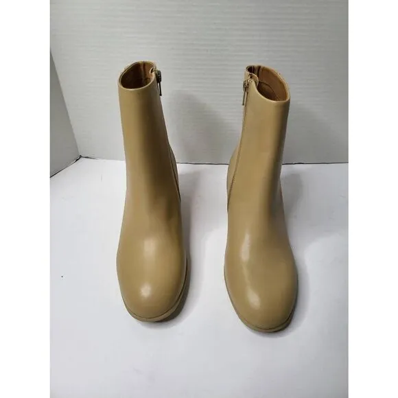 Camper Kiara Beige leather ankle boots Glossy Round toes Block heel Size 8.5