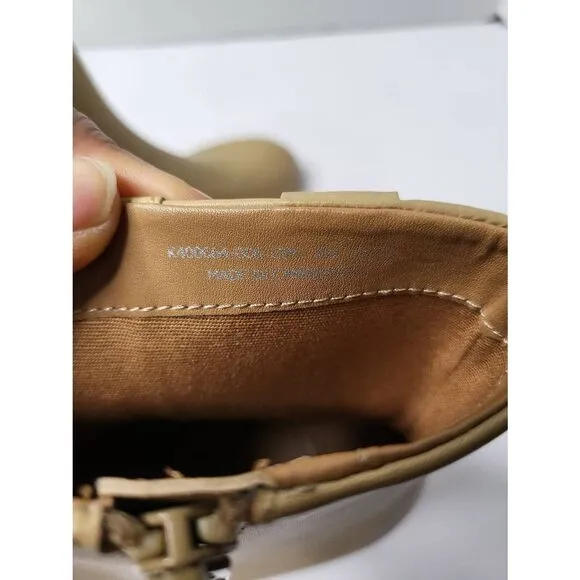 Camper Kiara Beige leather ankle boots Glossy Round toes Block heel Size 8.5