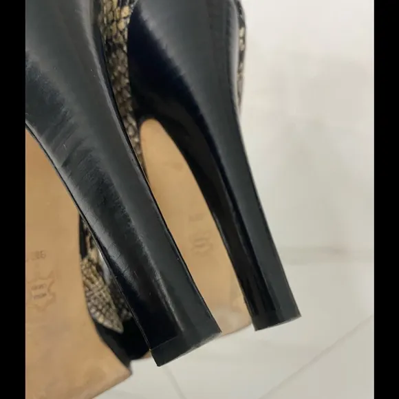 COPY - Via Spiga Genuine Leather Snakeskin Pumps size 8.5M