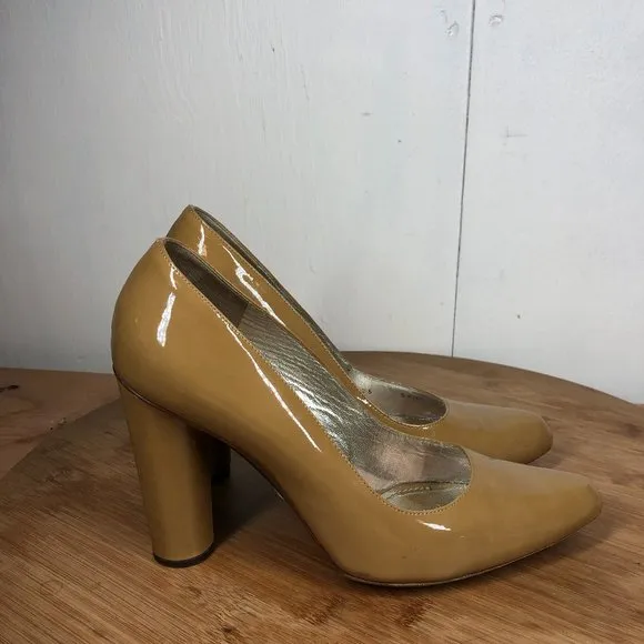 Dolce Gabbana Heels 38.5 Womens 8 Patent Block Shoes Classic Career Pumps