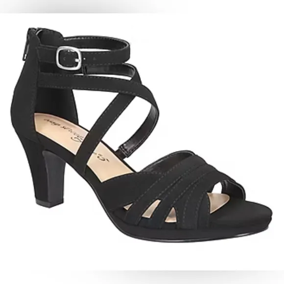 Easy Street Womens Crissa Pointed Toe Stiletto Heel Pumps. Size 7.5. Color:black
