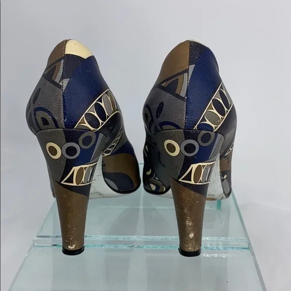 Emilio Pucci Sz 35 Signature Painted Leather Heels