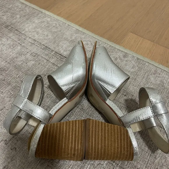 Jeffrey Campbell Metallic Block-Heeled Sandals size 6 , Velcro adjustable strap