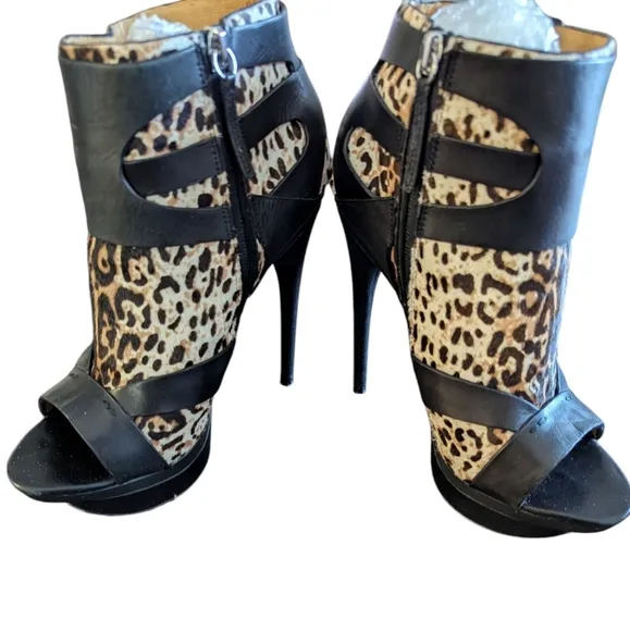 L.A.M.B,Leopard Print and Black Women's High Heel Sandals, Size 8.5