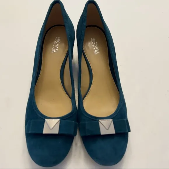 Michael Kors Caroline Suede Leather Teal Blue Mid Block Heels Pumps Shoes Sz 7