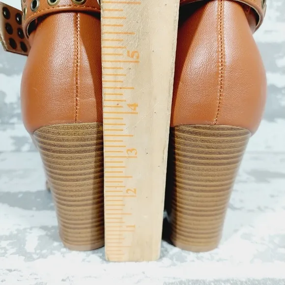 New Wild Diva Lounge Brown Pointed Toe Block Heel Pull On Western Boots K588