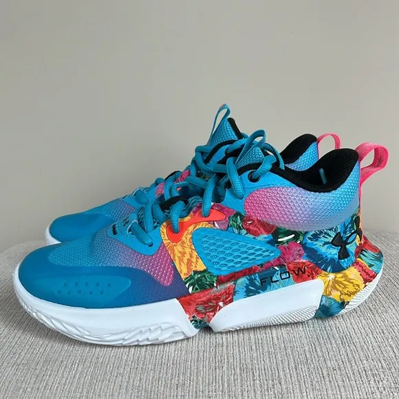 NIB Under Armour Flow Breakthrough 3KC athletic shoes