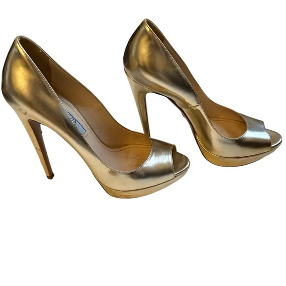 Prada Peep Toe Platform Metallic Gold Patent Leather Pumps Heels Sz 37 / 6.5