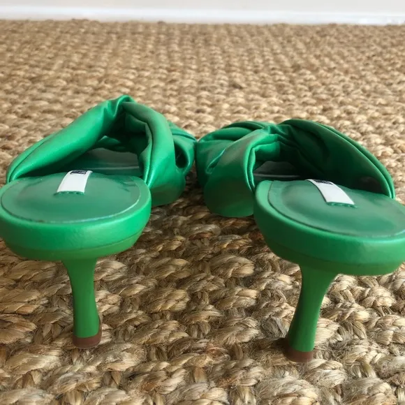 Zara Ruched Strap Heeled Sandals. Size 39